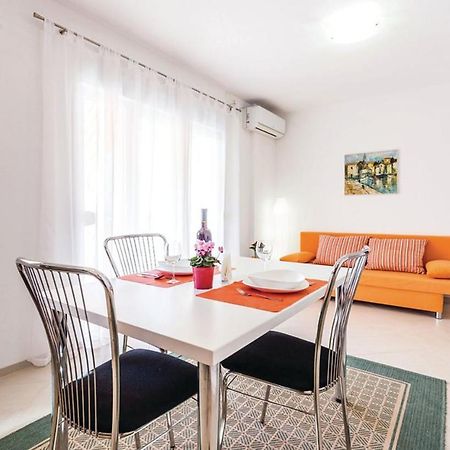 Apartment Vesna セルツェ エクステリア 写真