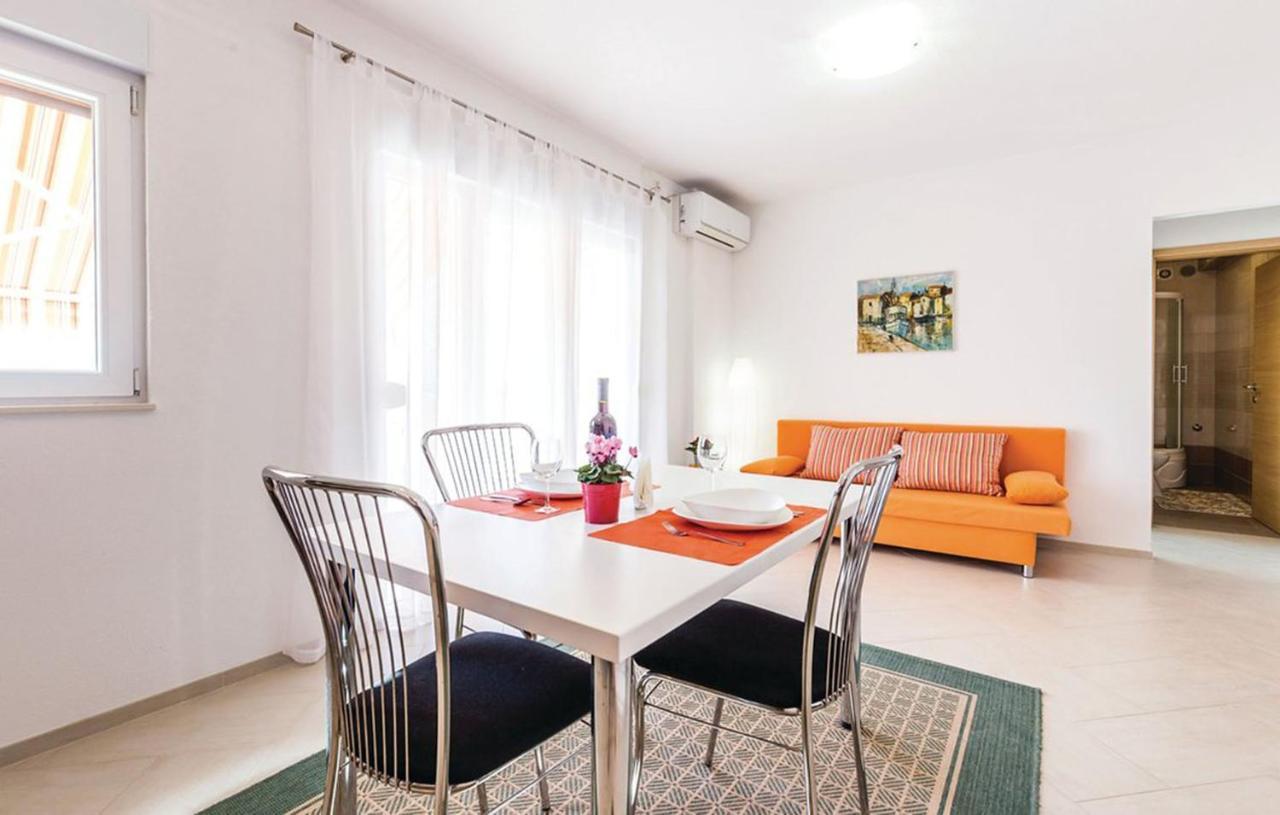 Apartment Vesna セルツェ エクステリア 写真